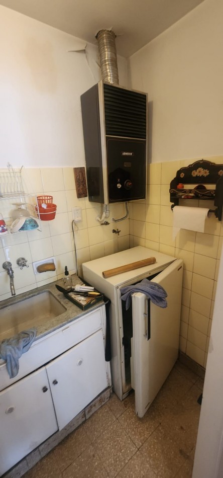 Excelente oficina Apto vivienda 2 ambientes c-frente a gran pulmon abierto de manzana muy luminoso