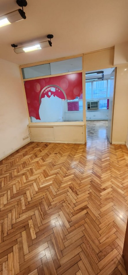Diviiina! Oficina todo el piso planta libre al Frente 2 baños