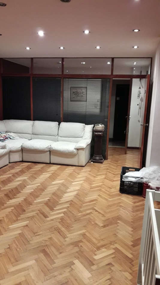 Diviiina! Oficina todo el piso planta libre al Frente 2 baños