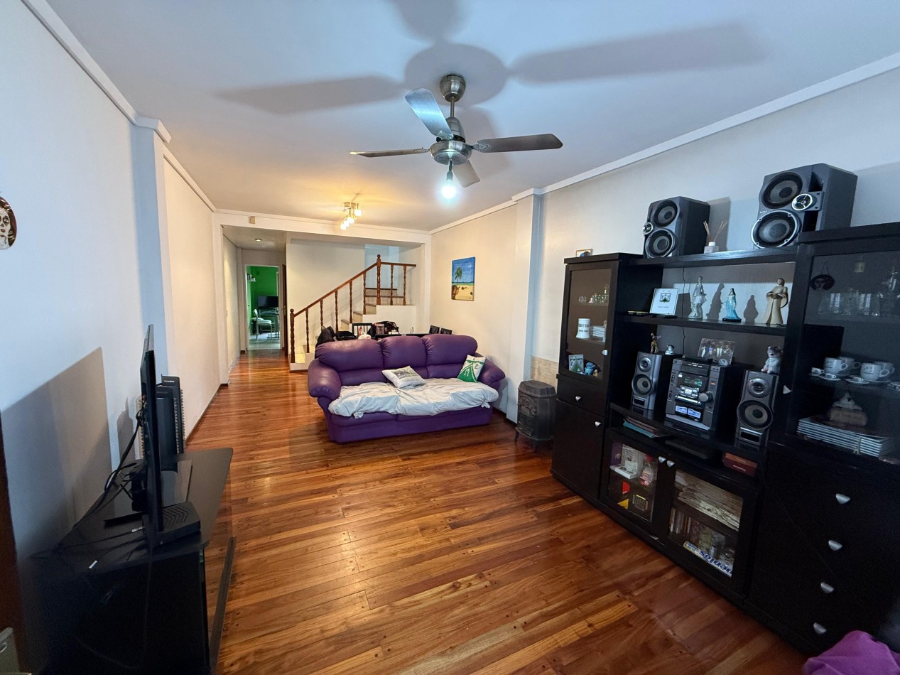 divino! triplex 5 amb + playroom gr recep fdo ptio parrilla coch 1 ste vestidor impecable