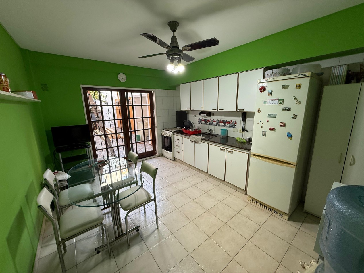 divino! triplex 5 amb + playroom gr recep fdo ptio parrilla coch 1 ste vestidor impecable