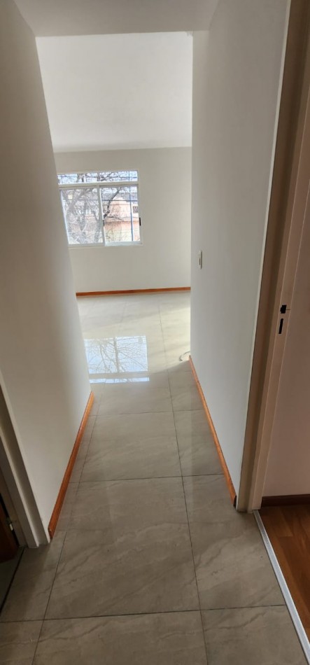 Diviino!!! semi piso a re estrenar living cdor a bcon atza fte cocina soñada con lavadero bño y toil