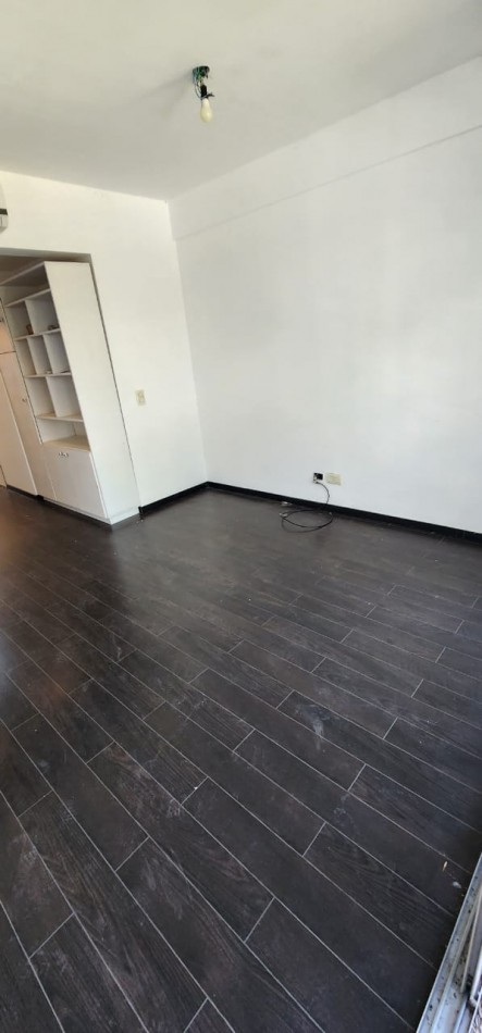 Diviino!!! semi piso Frente balcon vista abierta lavaderp COCHERA fija 7 años
