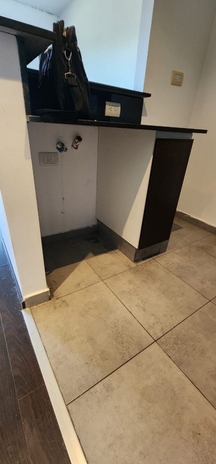 Diviino!!! semi piso Frente balcon vista abierta lavaderp COCHERA fija 7 años