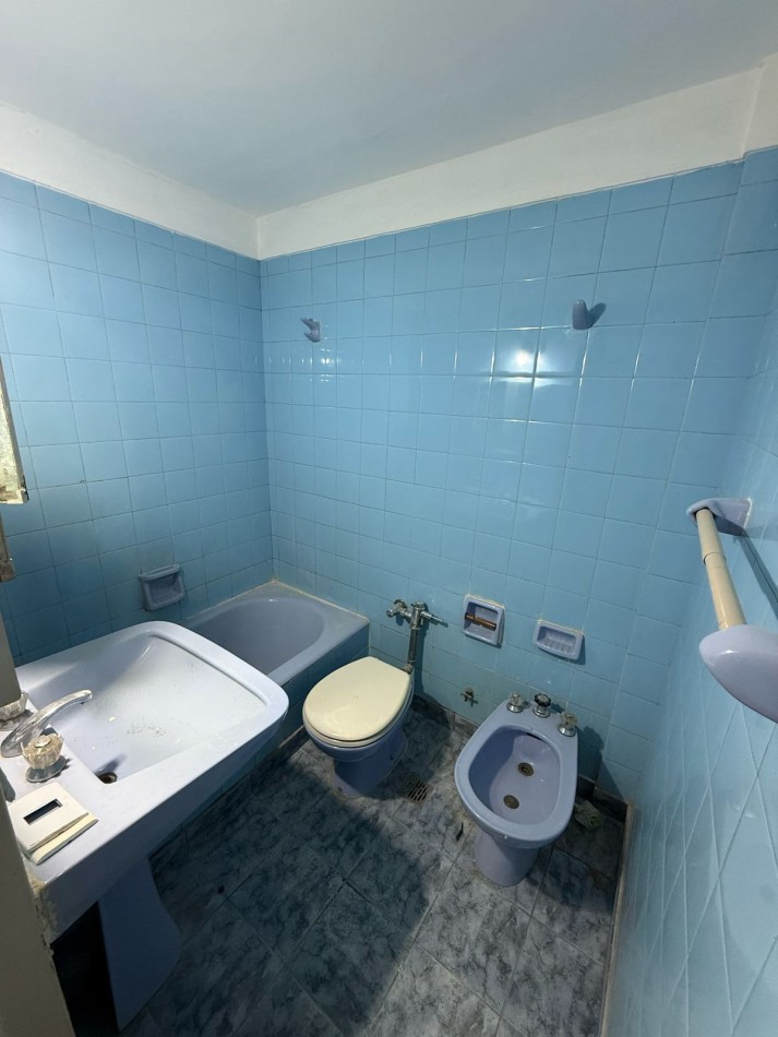 2 ambientes primer piso con patio cocina con lavadero