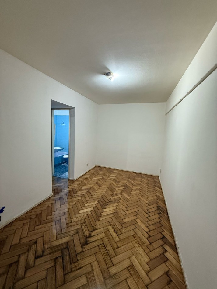 2 ambientes primer piso con patio cocina con lavadero