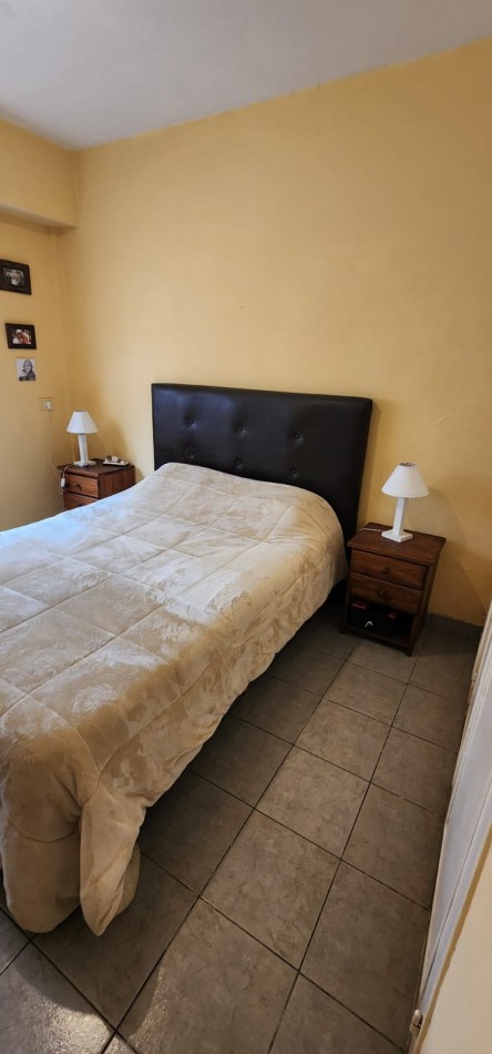 Extraordinaria PB a/prof c/fte 3 amb patio bño toil cocina c/pequeño offic lav impec estado