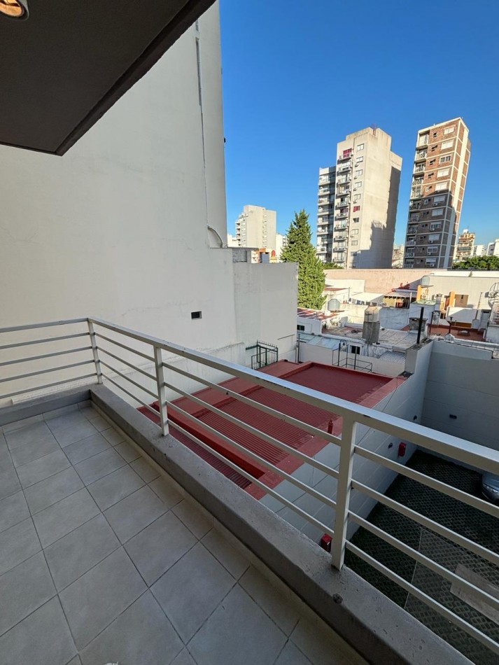 Monoambiente Divino divisible c/balcon sum parrilla laundry