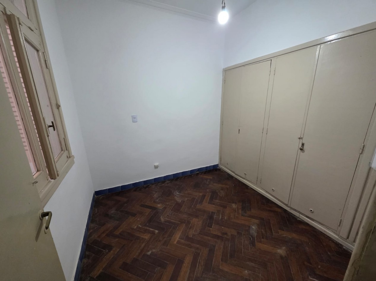Estupendo PH, en planta baja 2 ambientes tipo casa Sin Expensas con patio