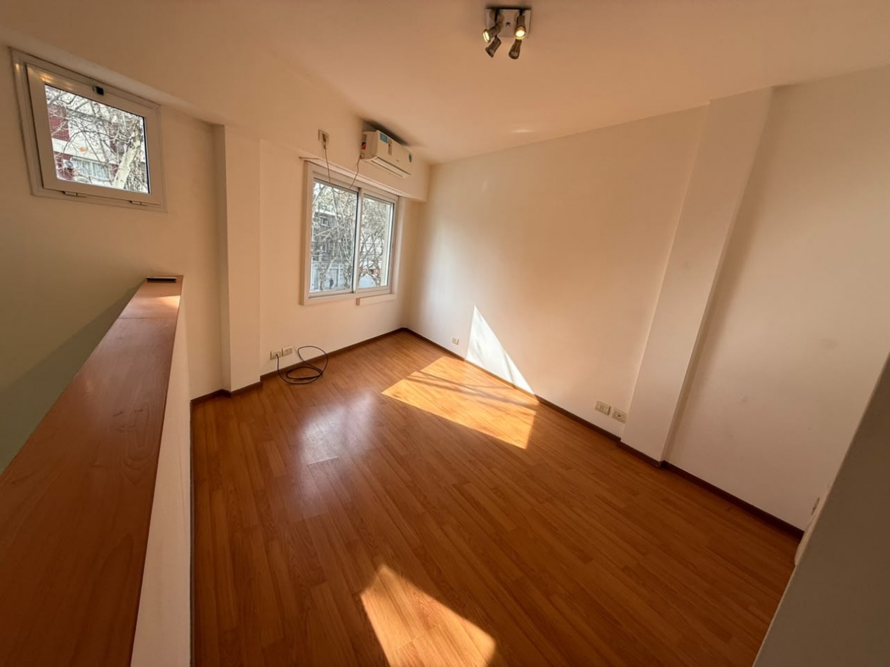 Divino Duplex!!! 2 ambientes frente c/balcon cerca subte 