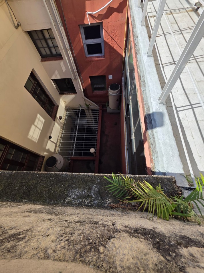 Excelente PH 6 ambientes tipo casa sin expensas entrada independiente de estilo
