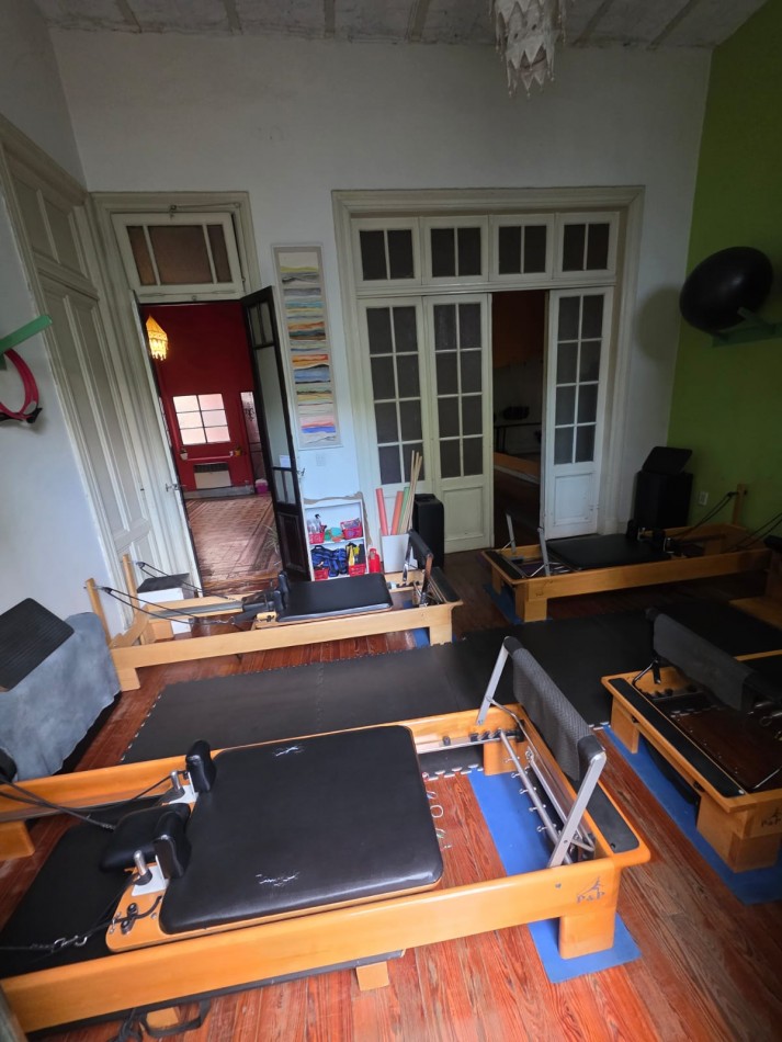 Excelente PH 6 ambientes tipo casa sin expensas entrada independiente de estilo