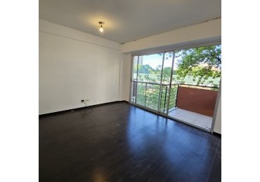 Diviino!!! semi piso Frente balcon vista abierta lavaderp COCHERA fija 7 años